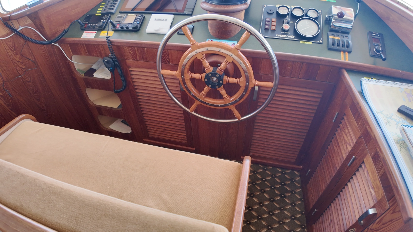 1993 Holland 50 Custom Trawler