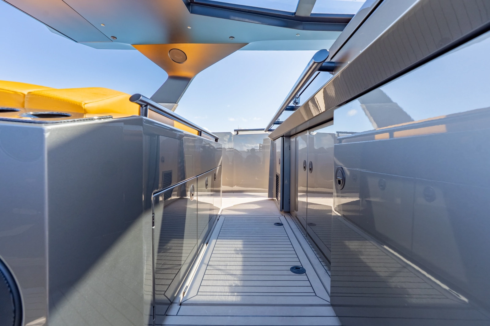 2026 Vanquish Yachts 55 Veloce