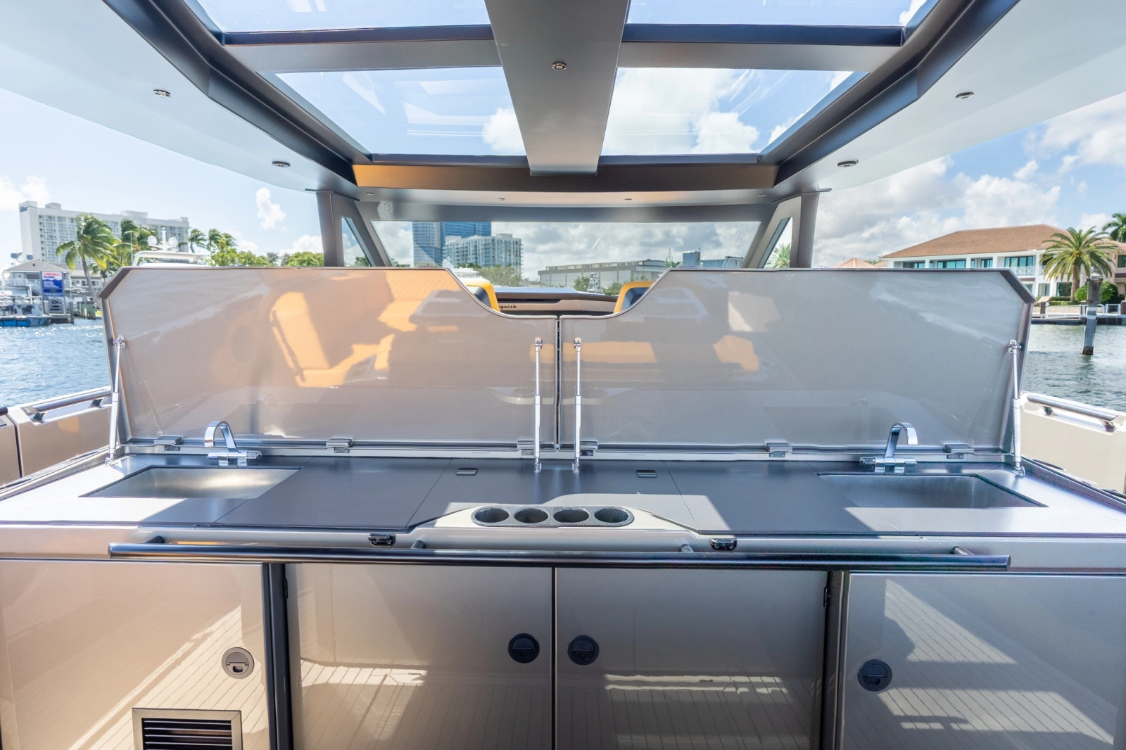 2026 Vanquish Yachts 55 Veloce
