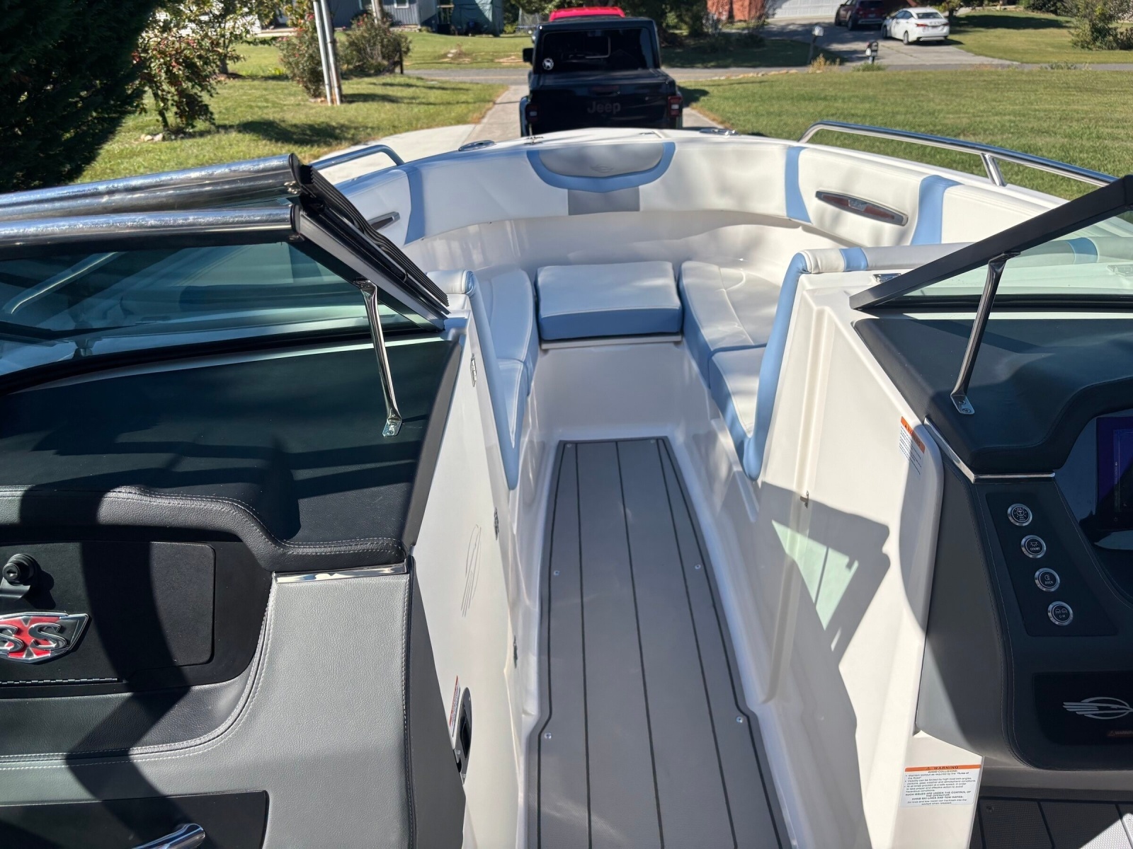 2023 Chaparral 247 SSX