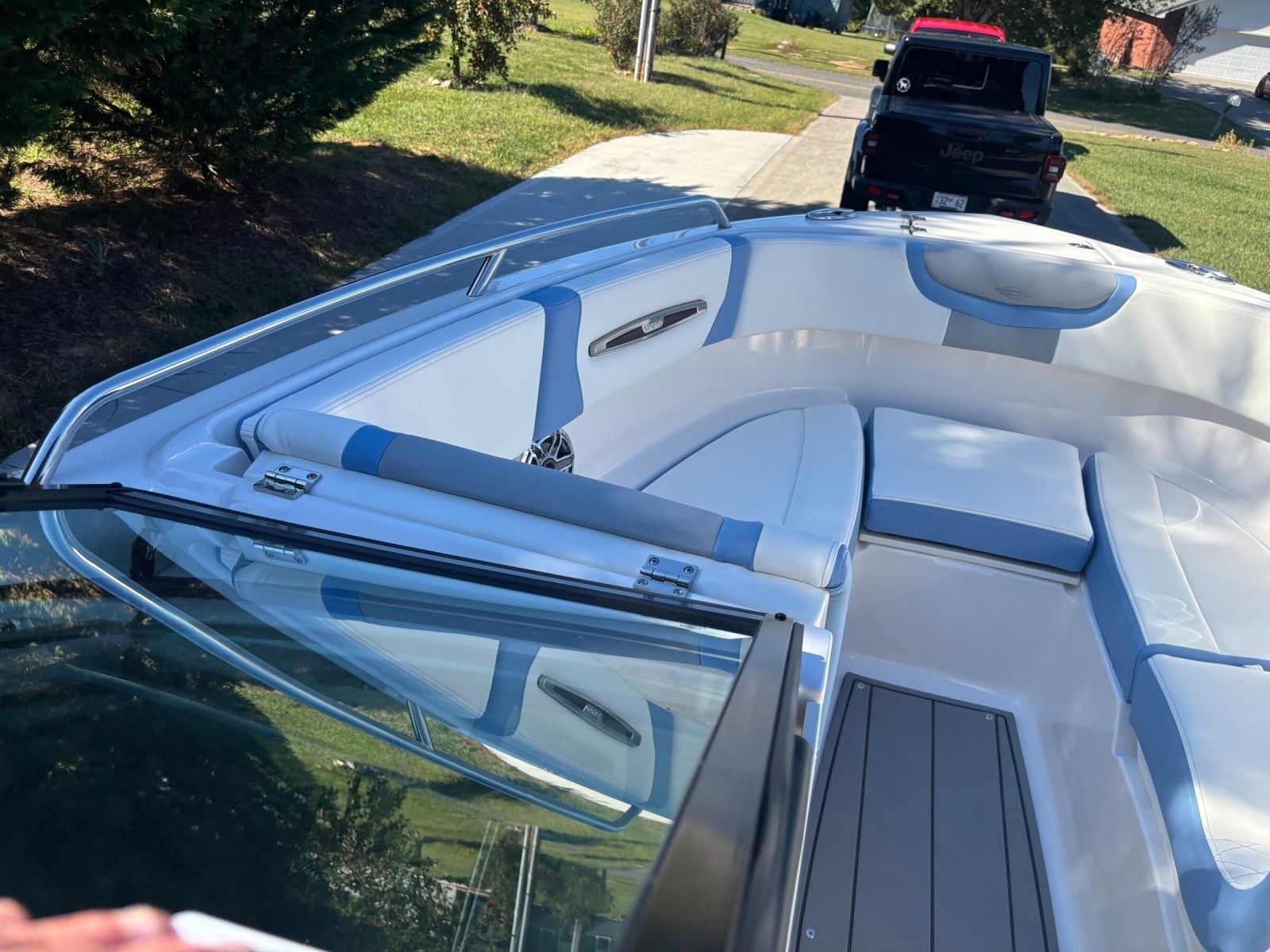 2023 Chaparral 247 SSX