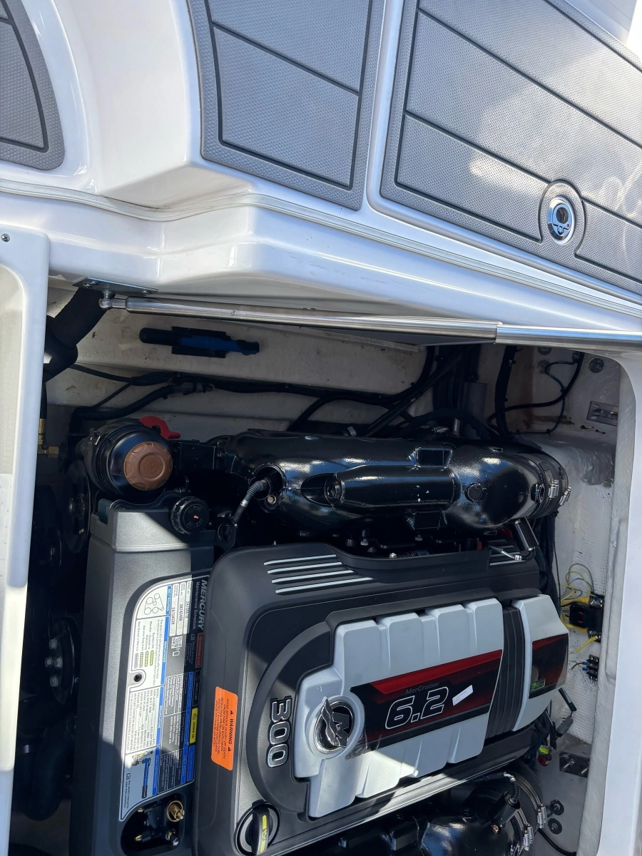 2023 Chaparral 247 SSX