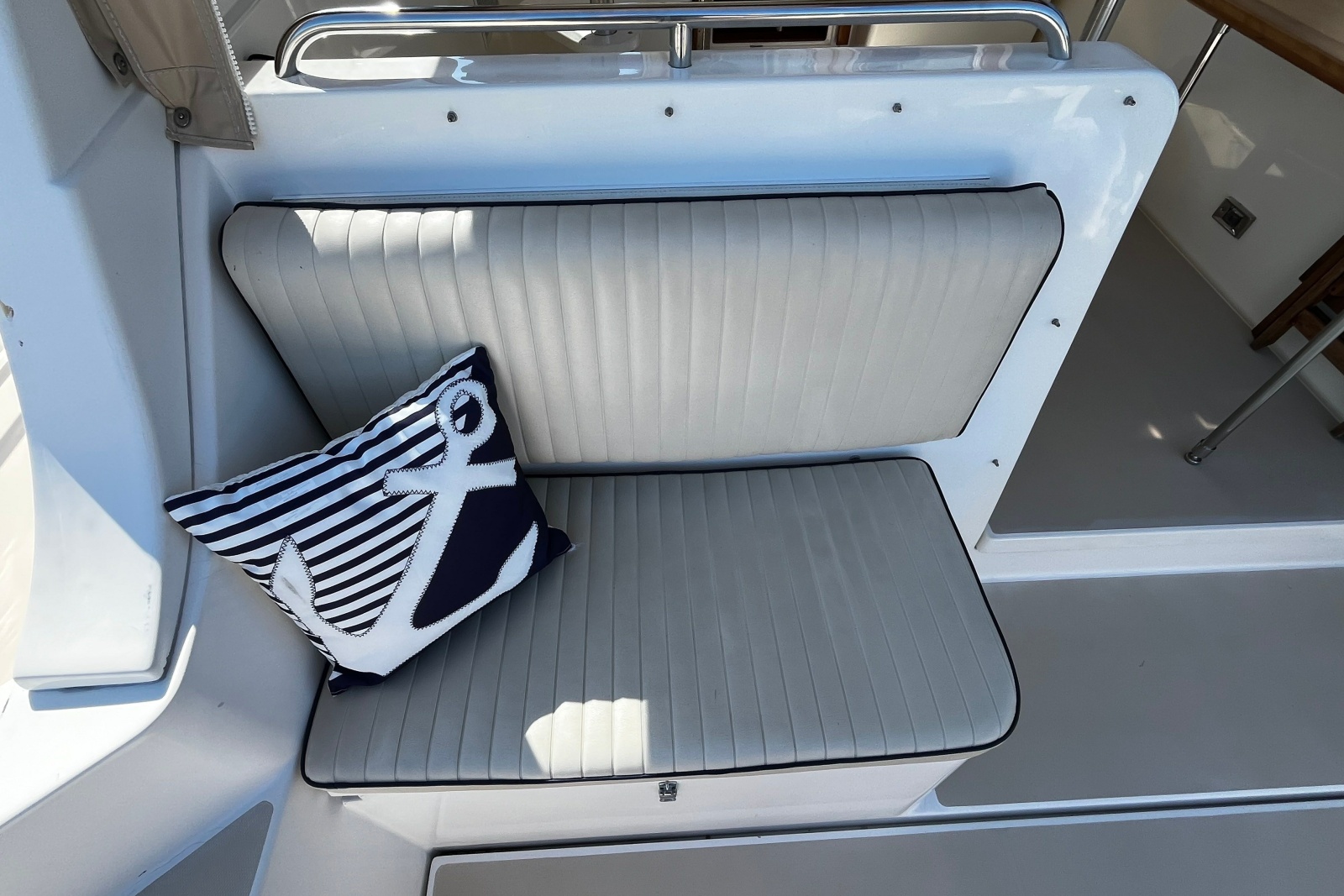 2002 Sabre 36 Express