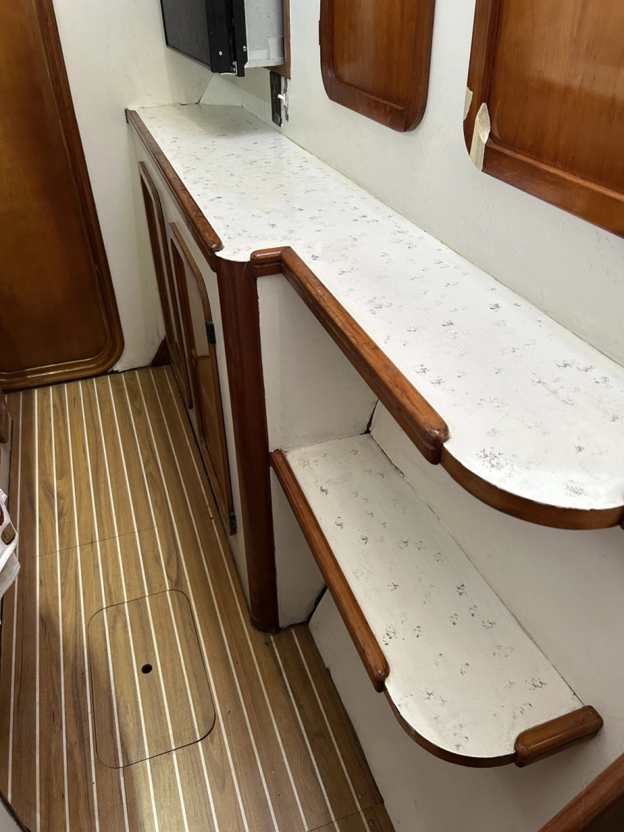 1990 Privilege 39