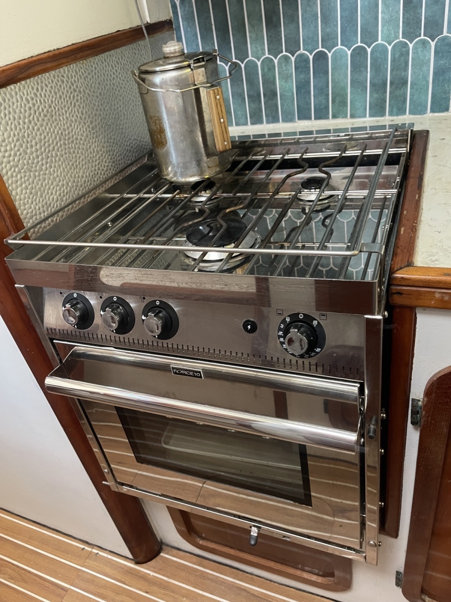 1990 Privilege 39