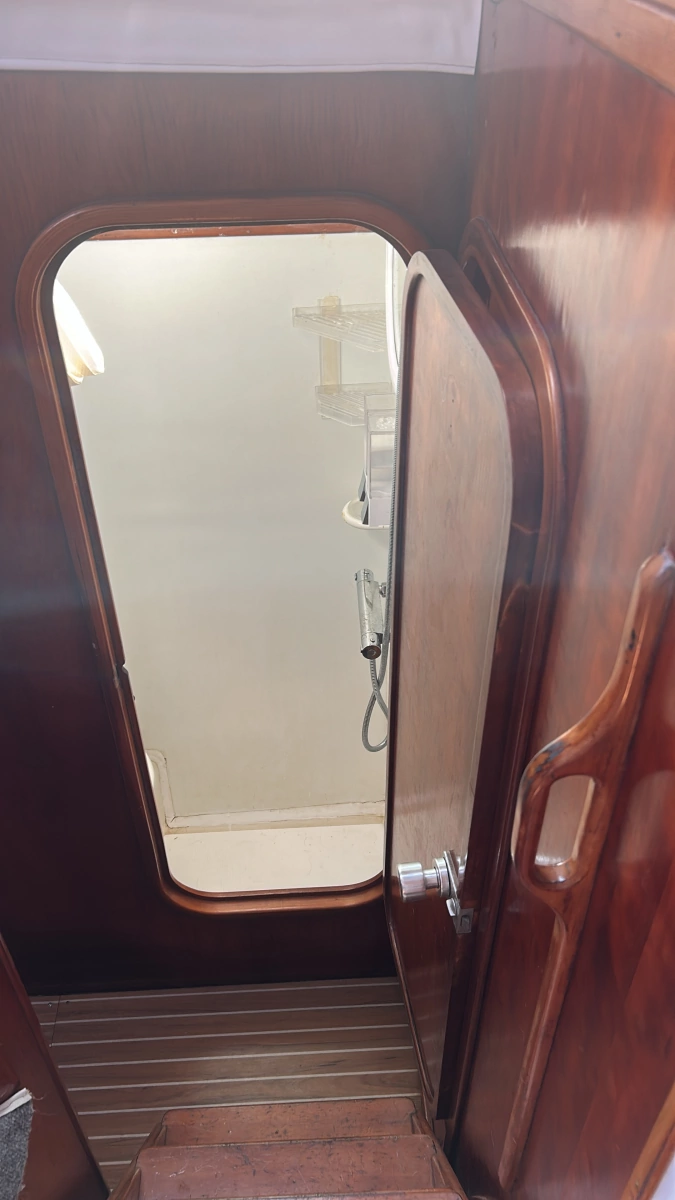 1990 Privilege 39