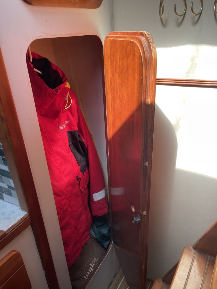 1990 Privilege 39