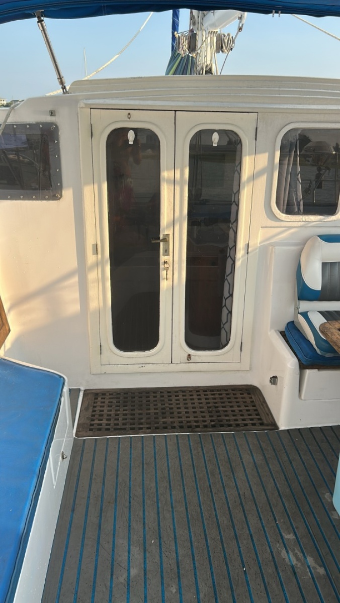 1990 Privilege 39