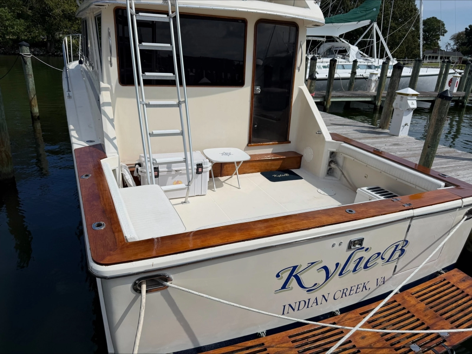 Kylie B 42ft Chris Craft Yacht For Sale