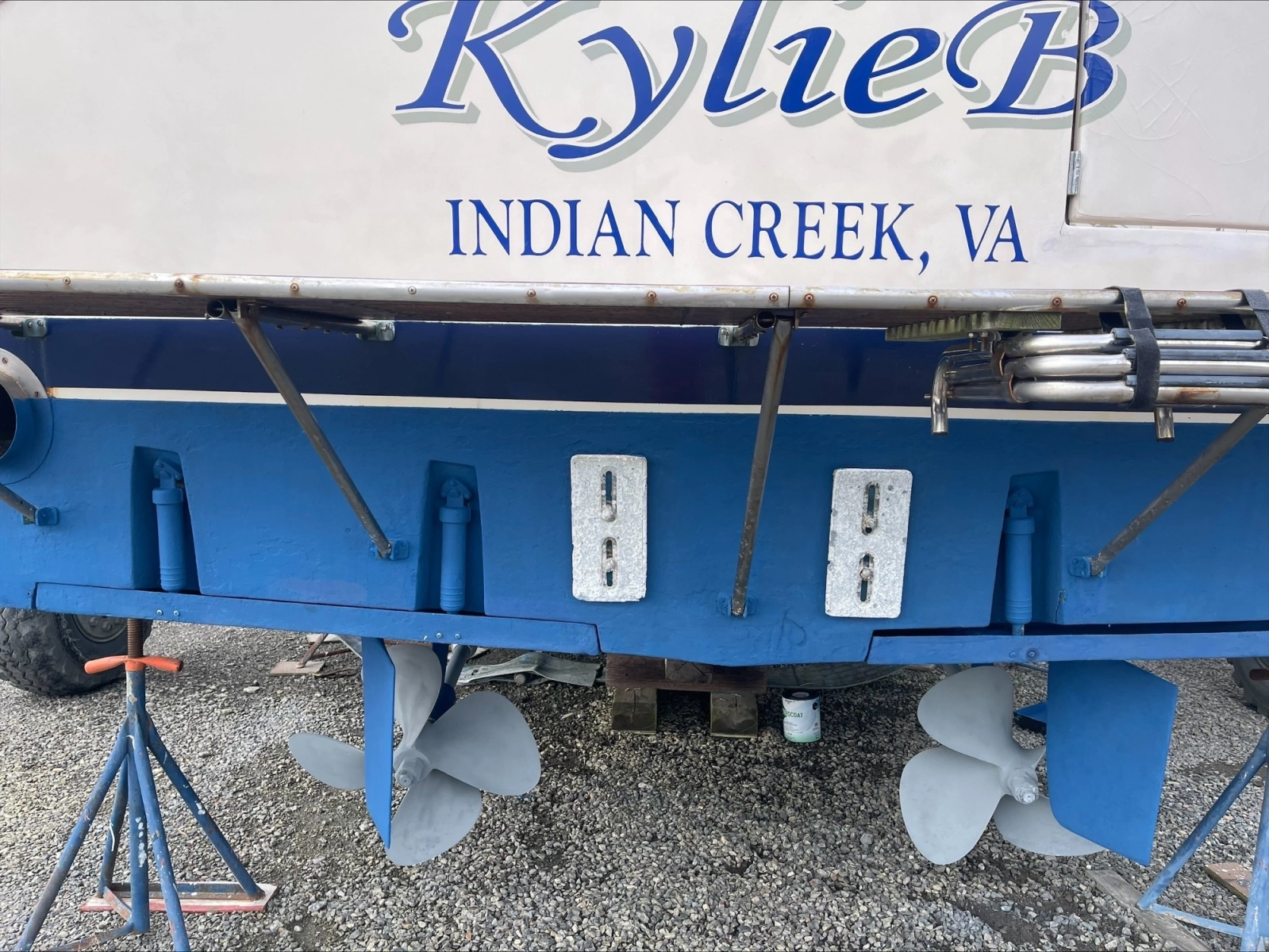Kylie B 42ft Chris Craft Yacht For Sale