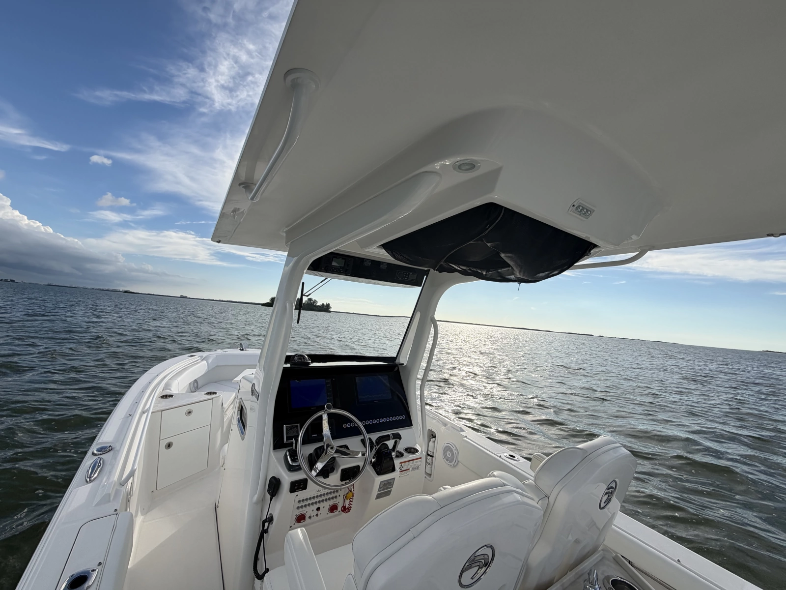 2020 Edgewater 262CC