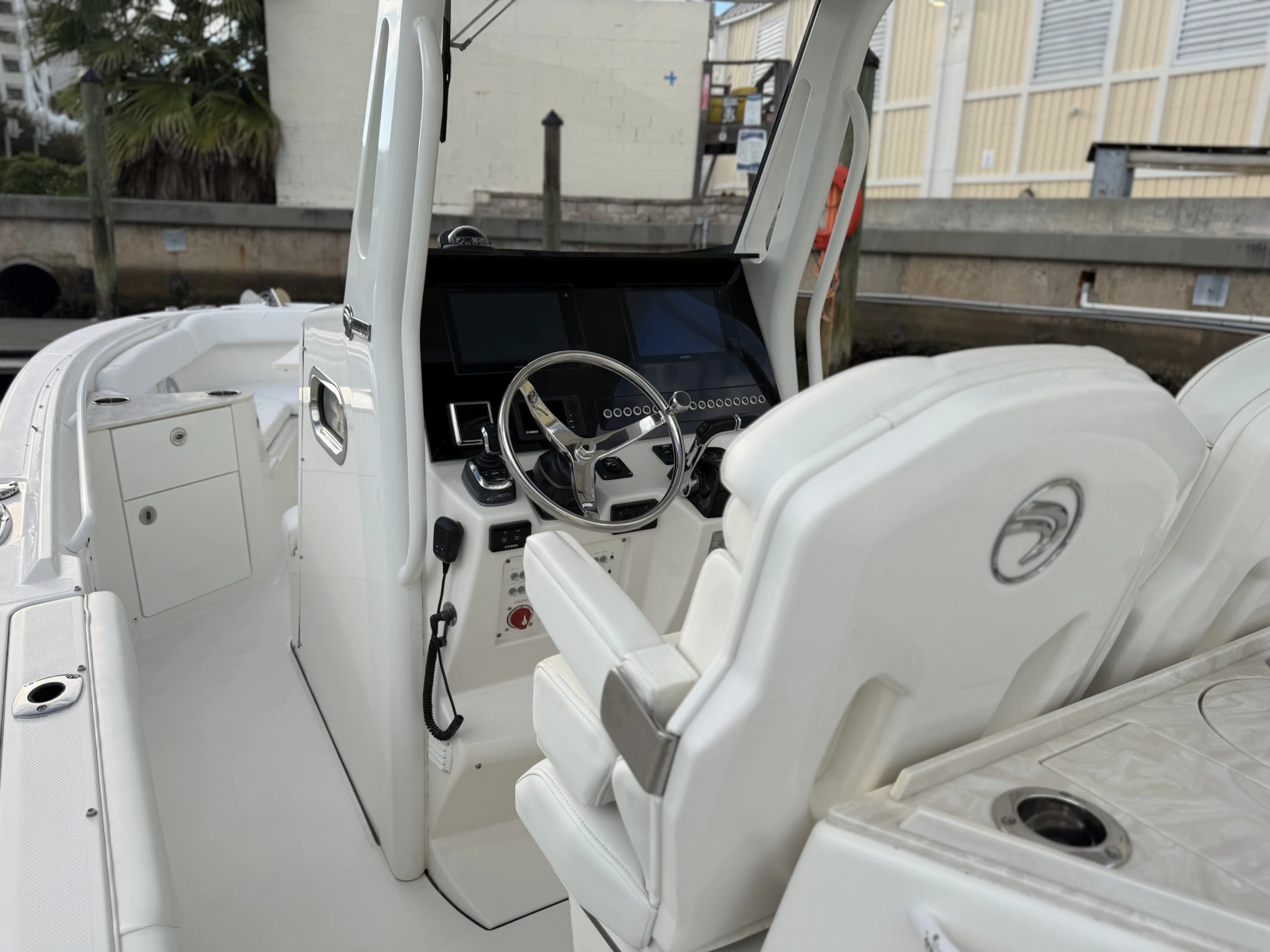2020 Edgewater 262CC