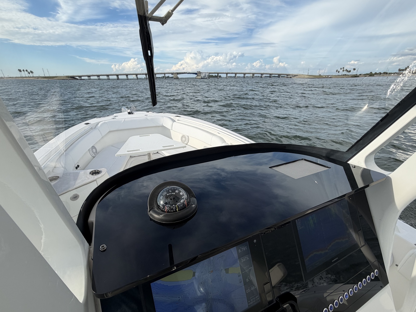 2020 Edgewater 262CC