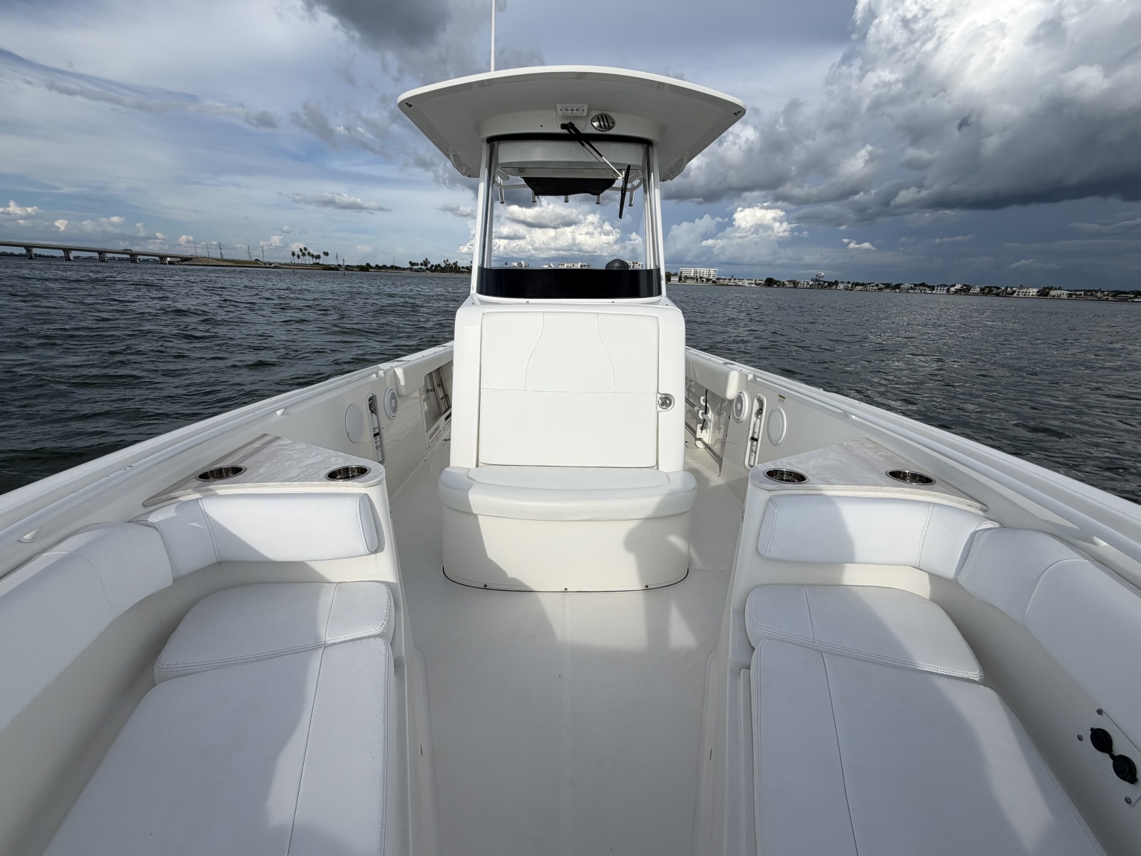 2020 Edgewater 262CC