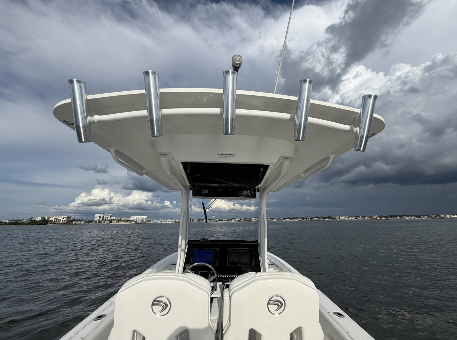 2020 Edgewater 262CC