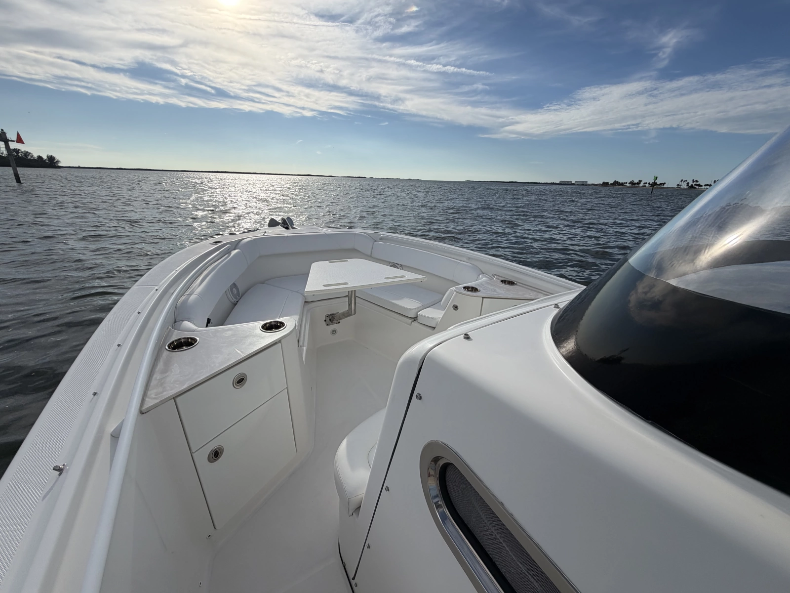 2020 Edgewater 262CC