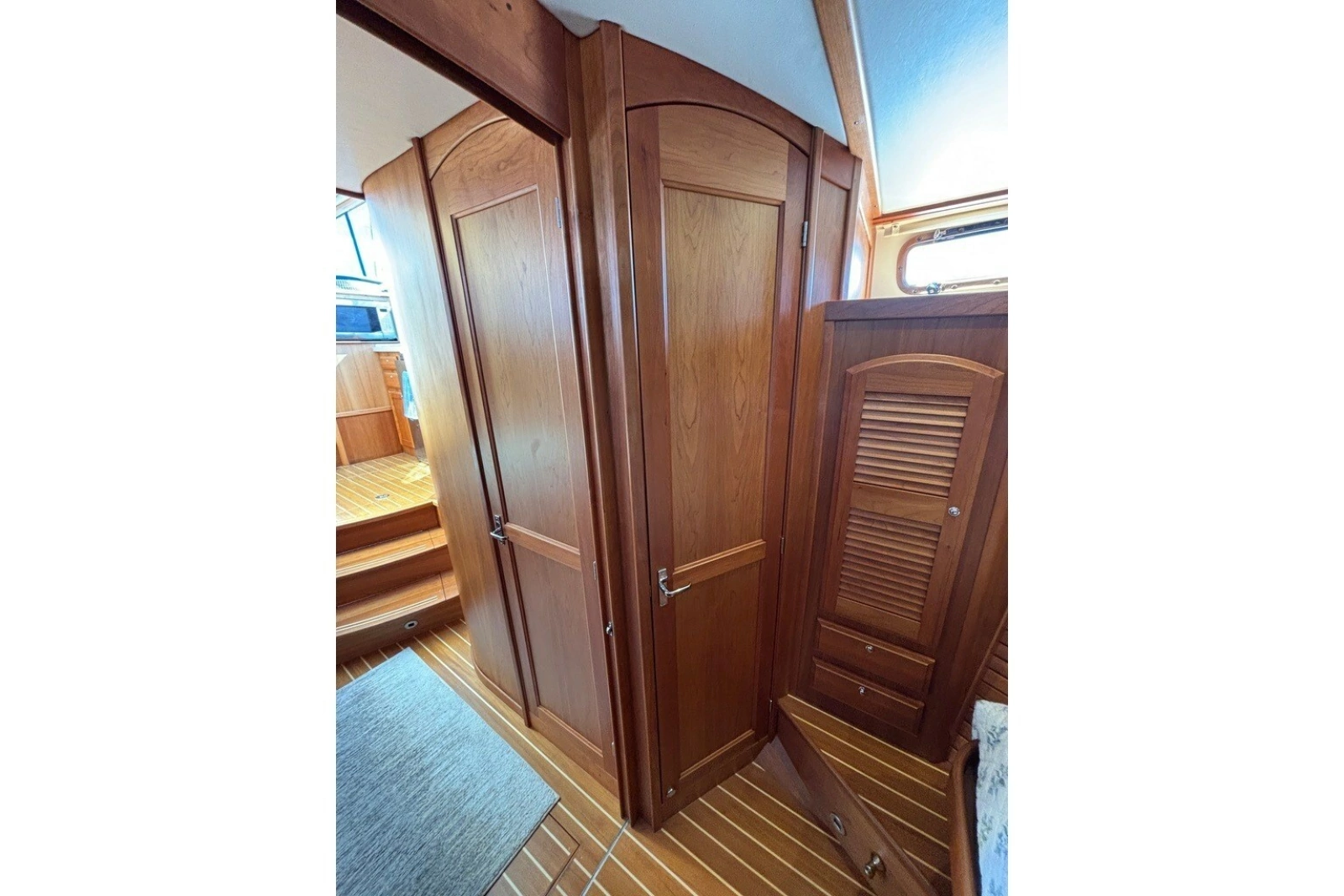 2018 Sabre 42 Express