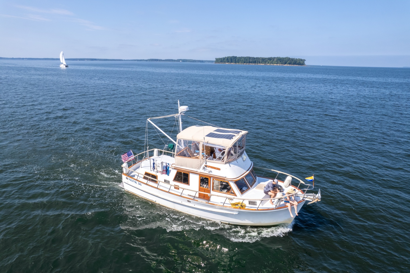 36' Monk overhead profile
