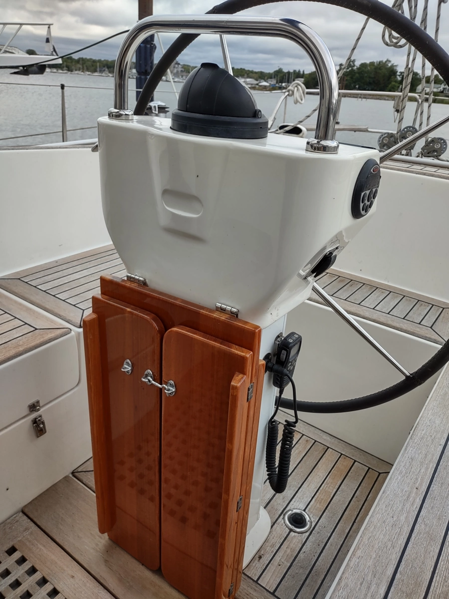 2004 Hallberg-Rassy 43