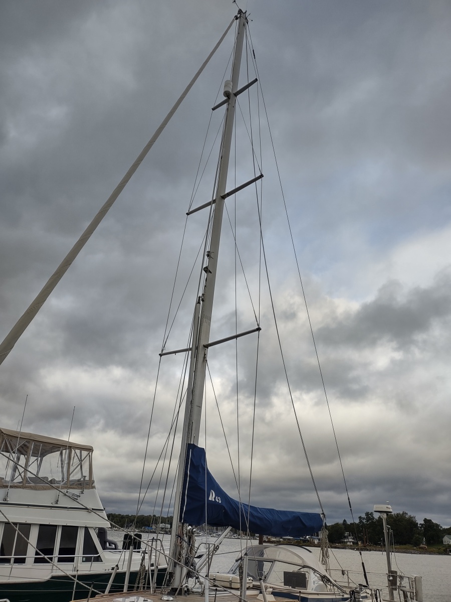 2004 Hallberg-Rassy 43