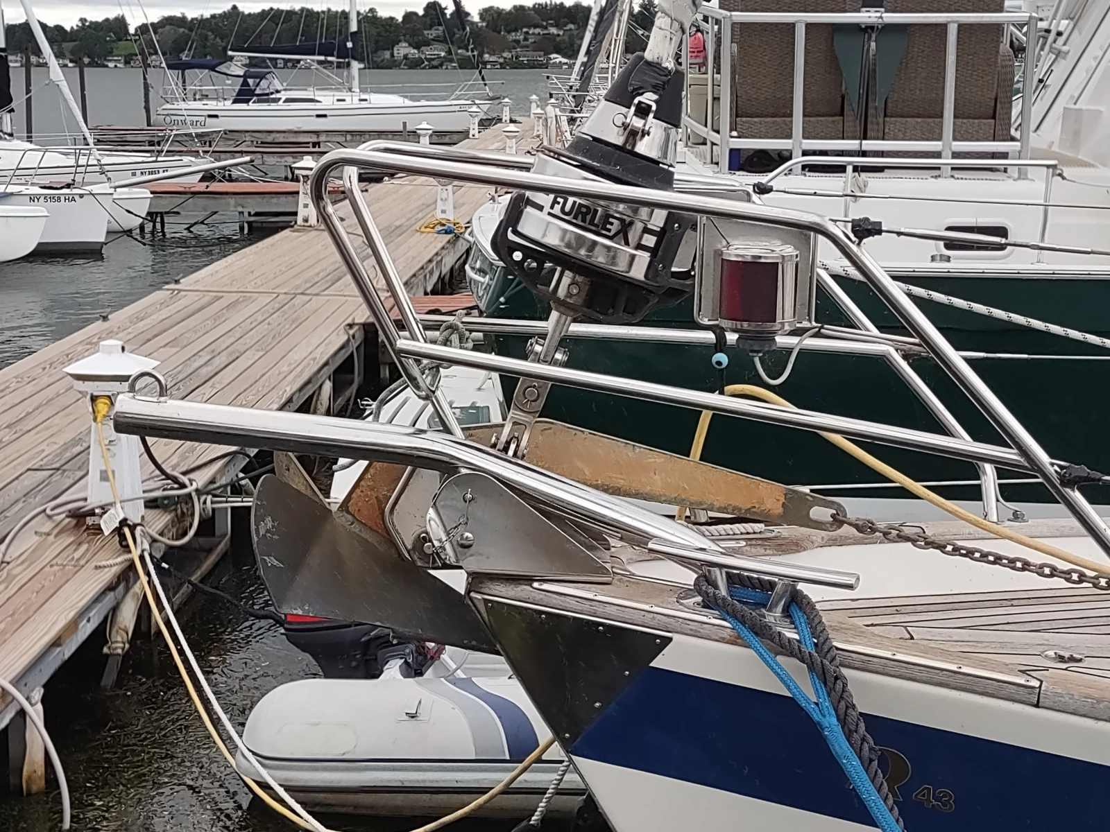 2004 Hallberg-Rassy 43