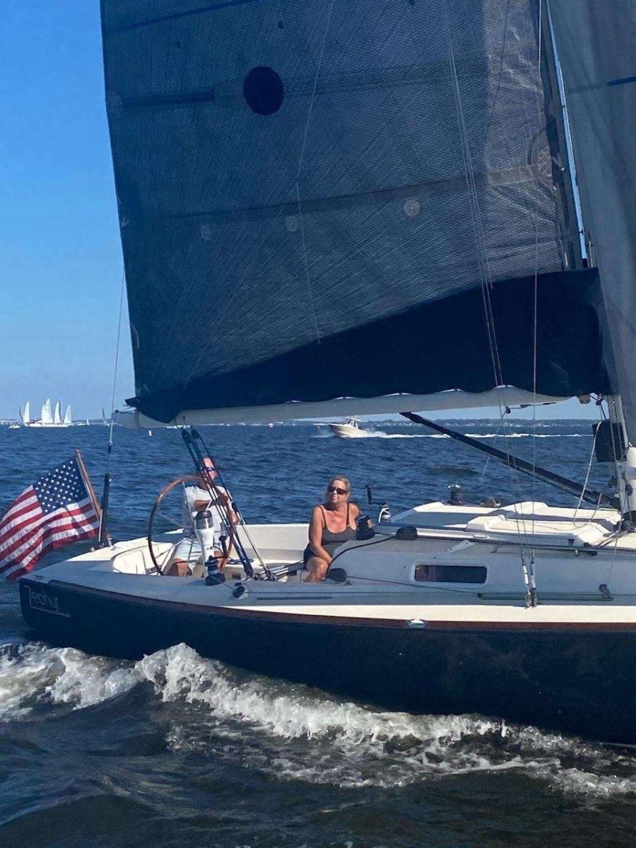 2005 J Boats J100