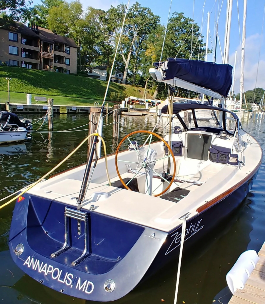 2005 J Boats J100