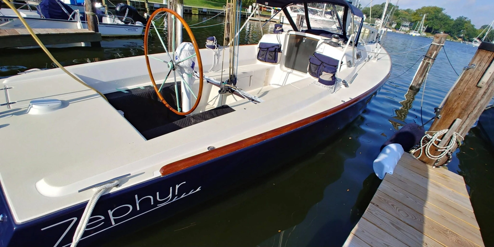 2005 J Boats J100