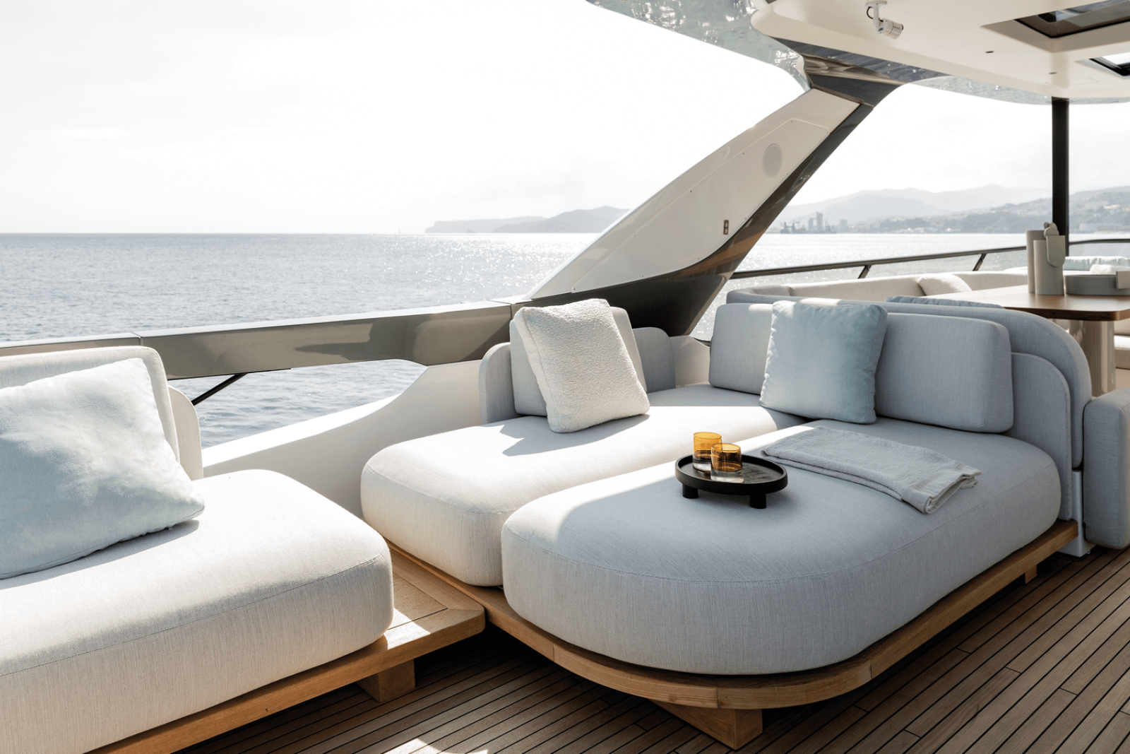 2025 Azimut Fly 72