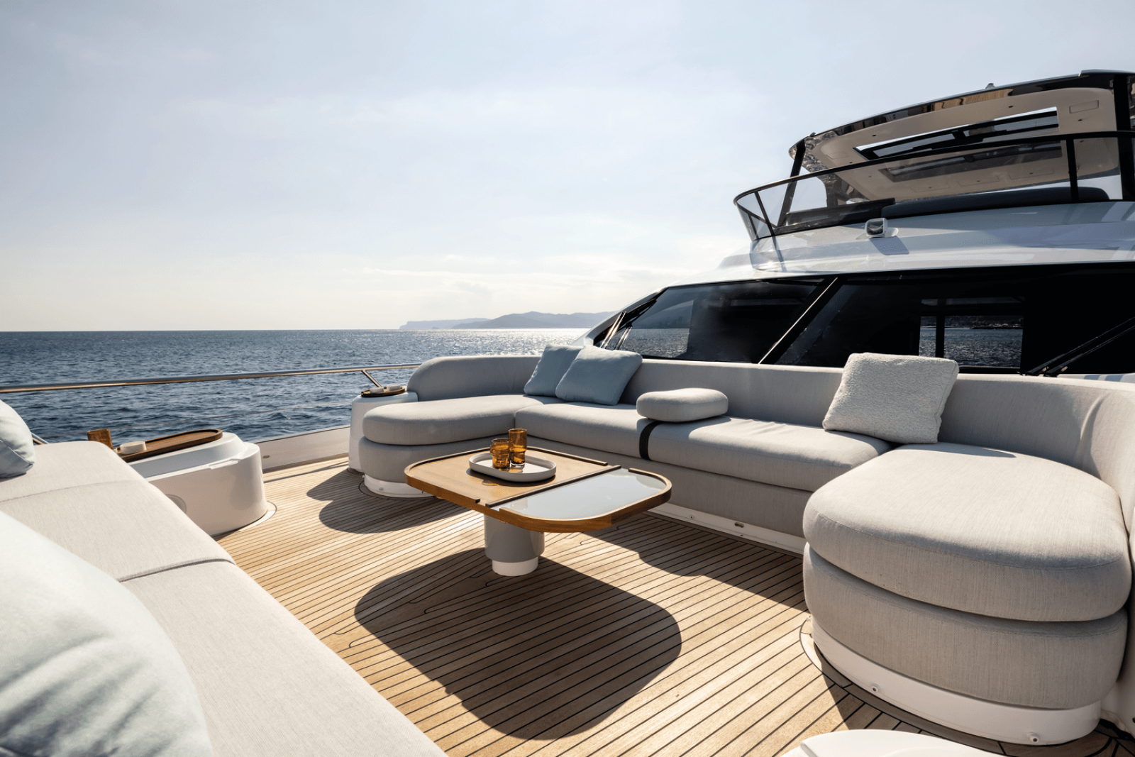 2025 Azimut Fly 72