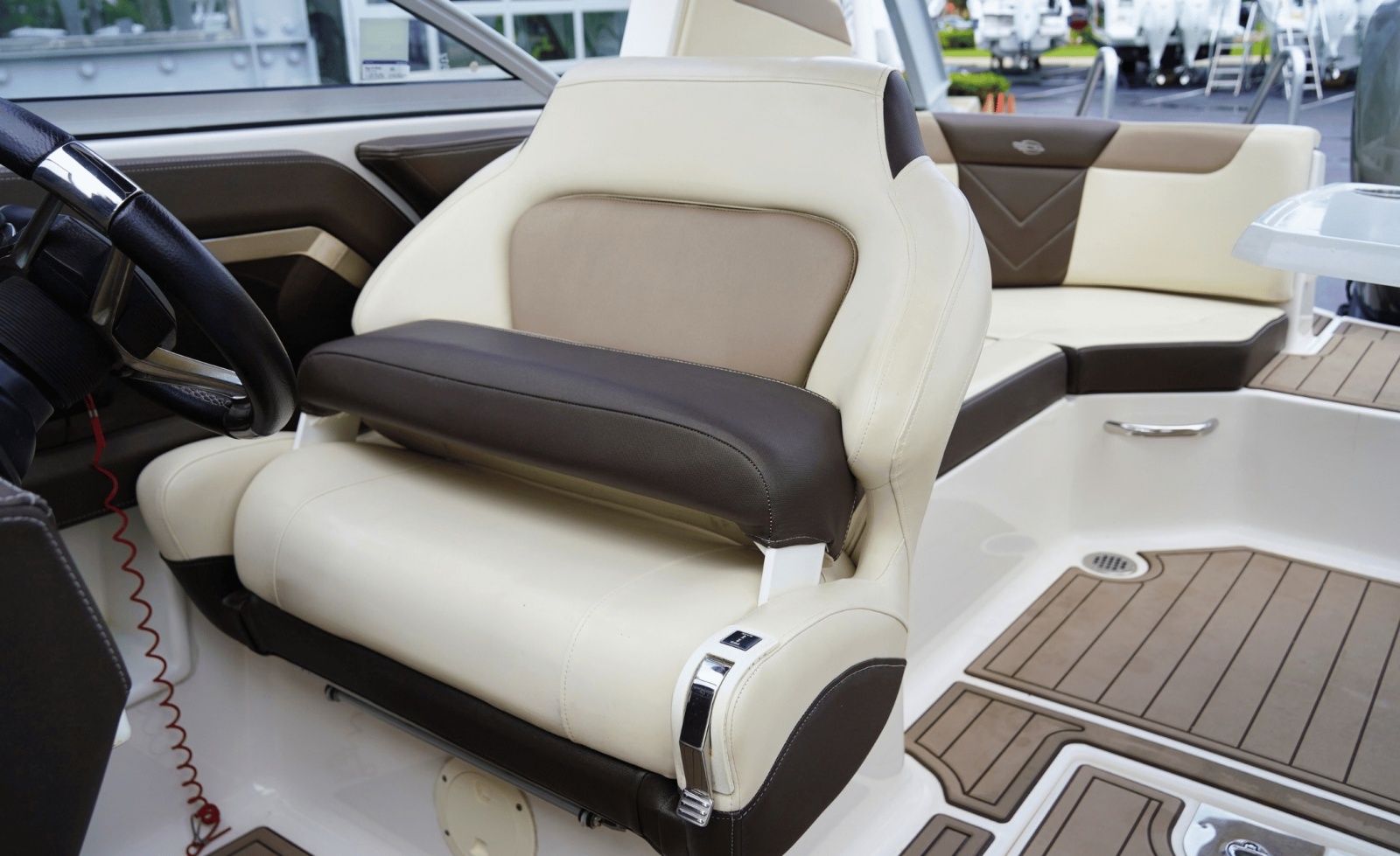 2020 Chaparral 250 Suncoast