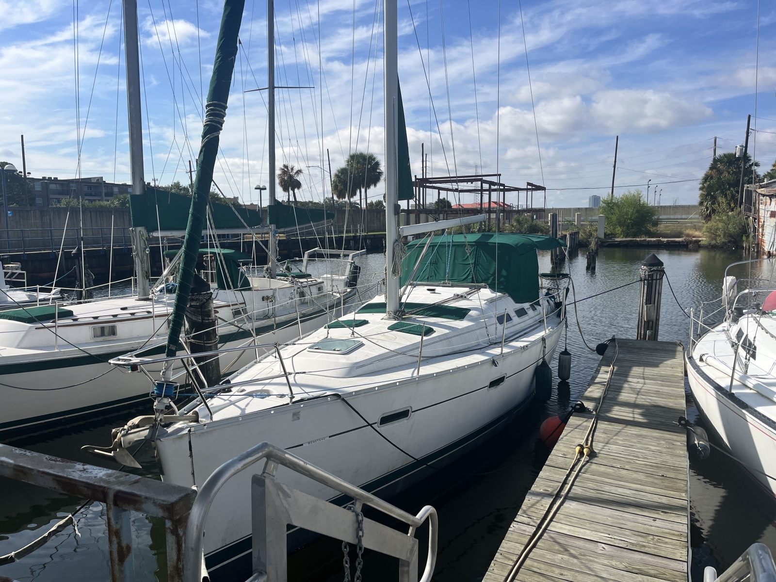 Beneteau Oceanis 373