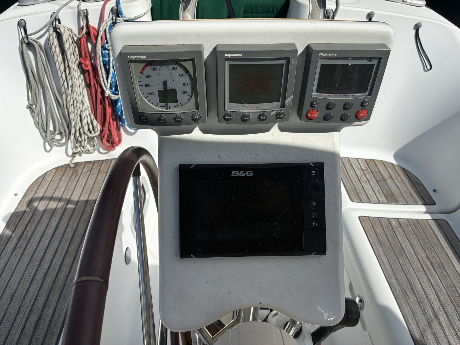 Beneteau Oceanis 373
