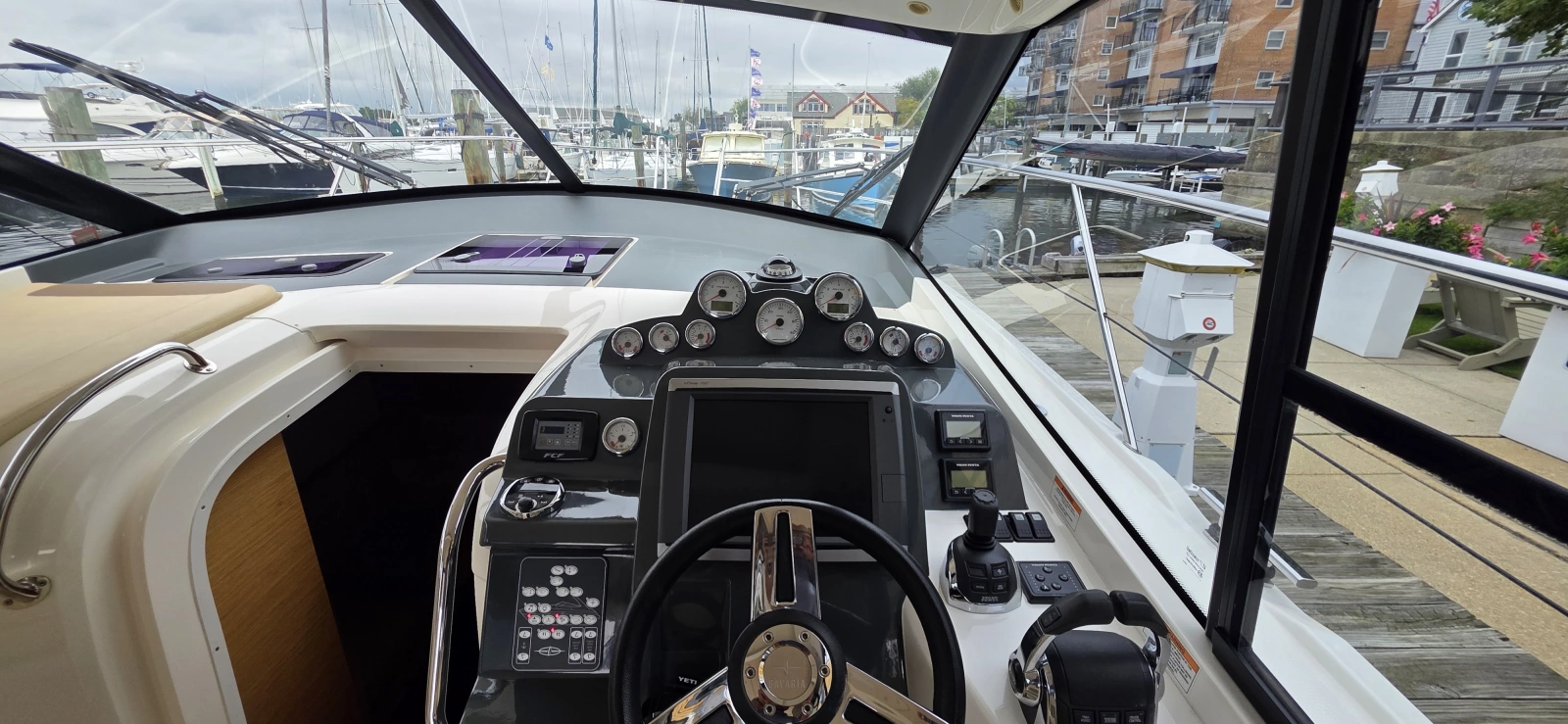 2015 Bavaria Bavaria Sport 360 Hardtop