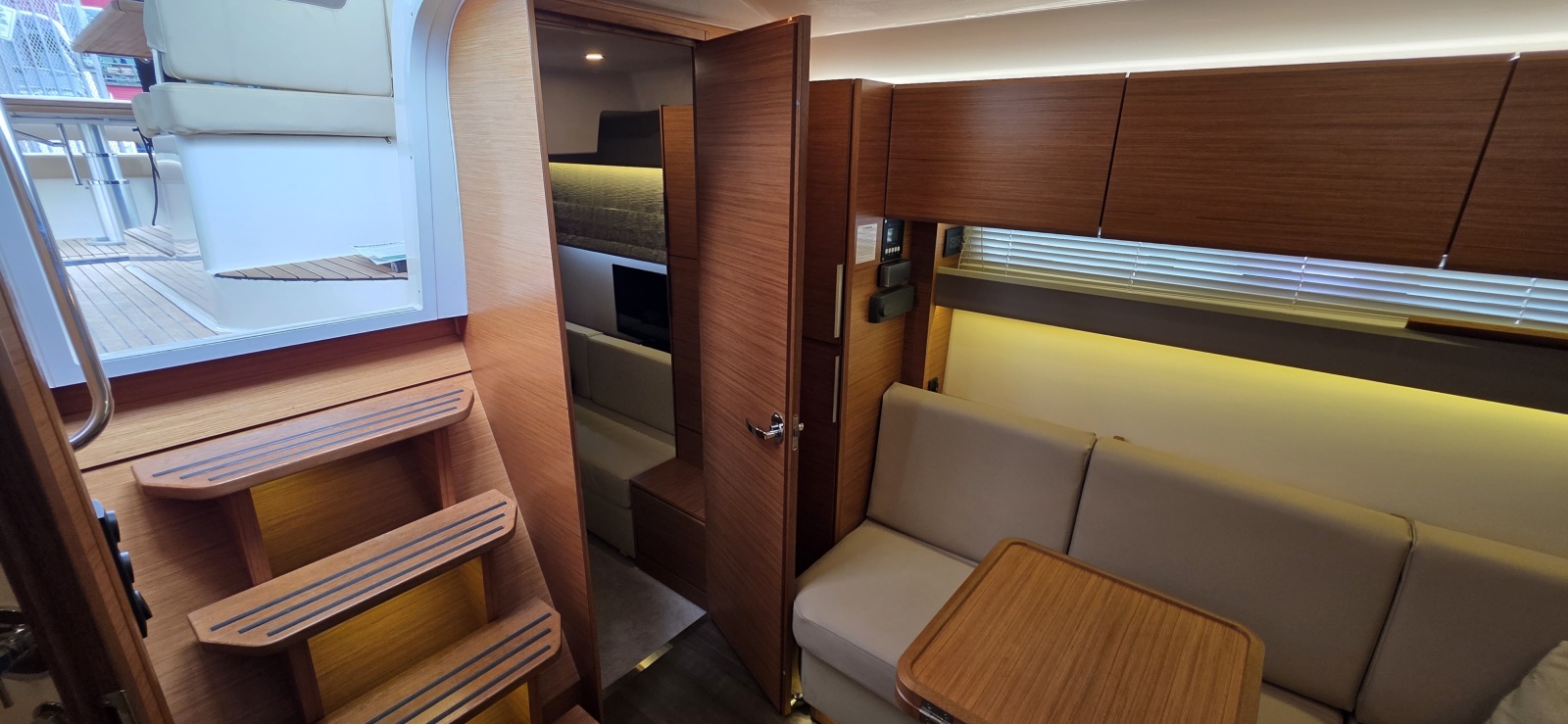 2015 Bavaria Bavaria Sport 360 Hardtop