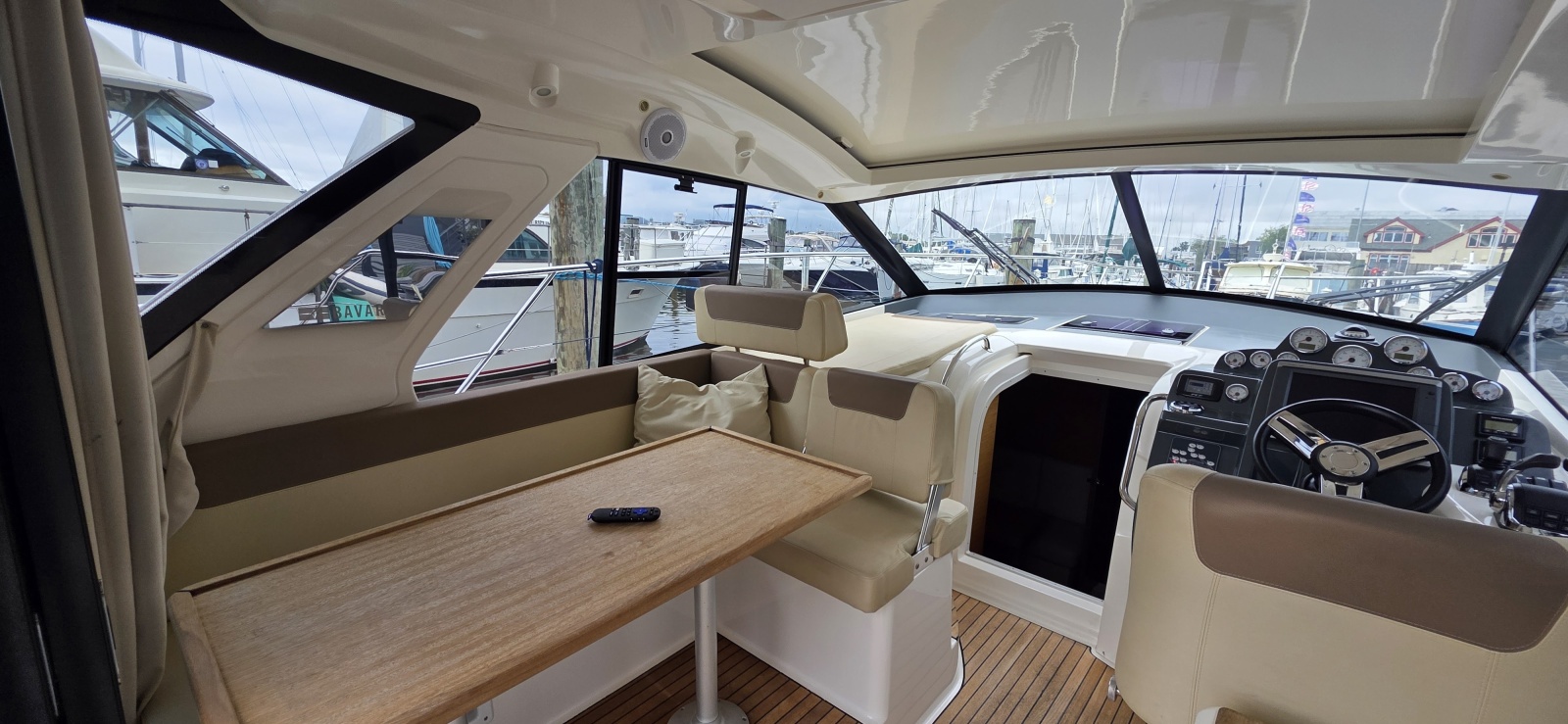 2015 Bavaria Bavaria Sport 360 Hardtop