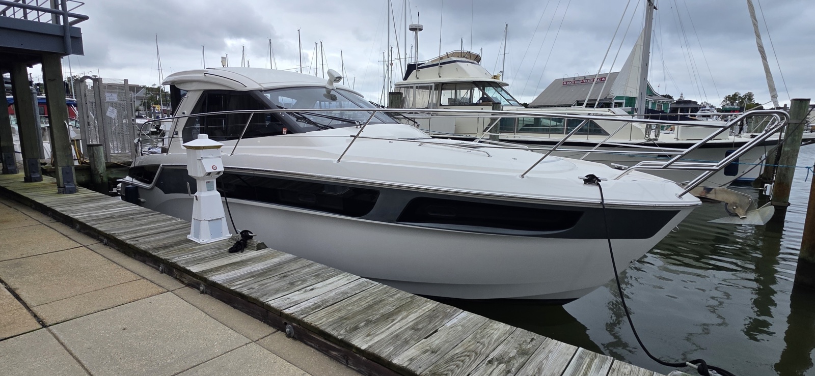 2015 Bavaria Bavaria Sport 360 Hardtop