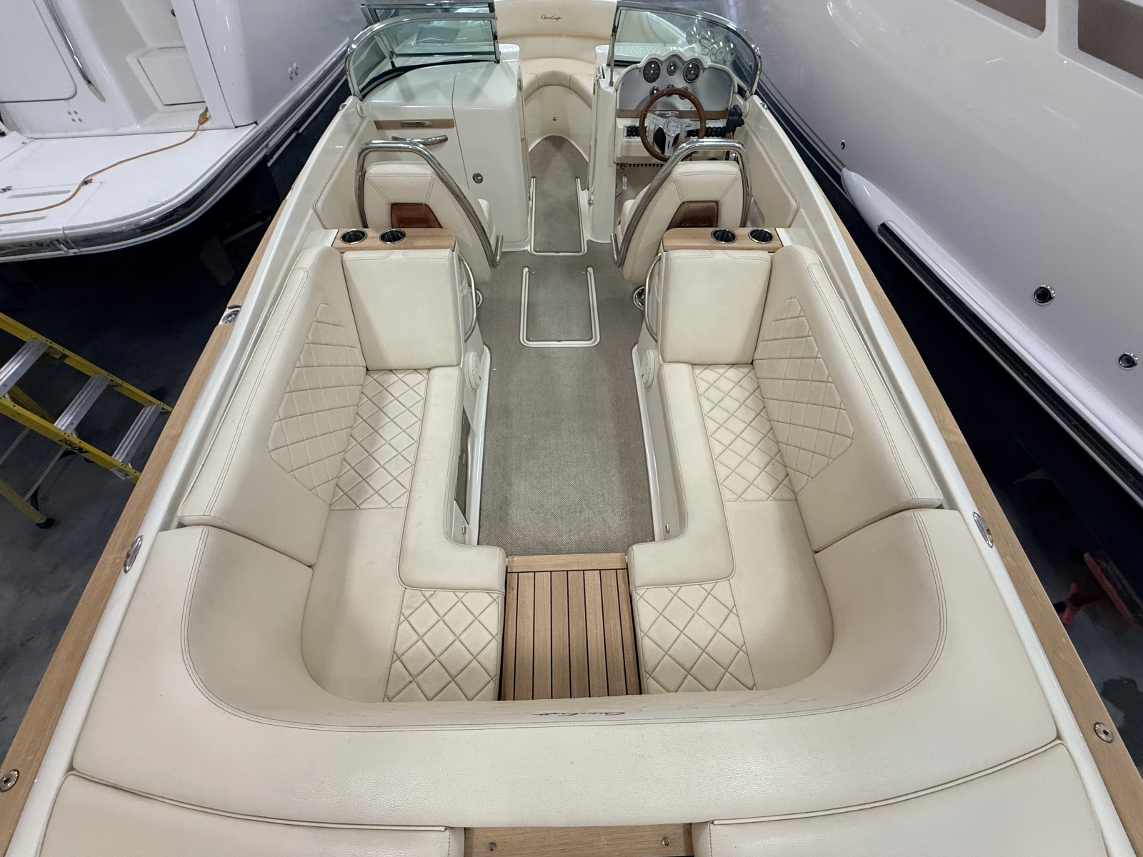 27ft Chris Craft Yacht For Sale