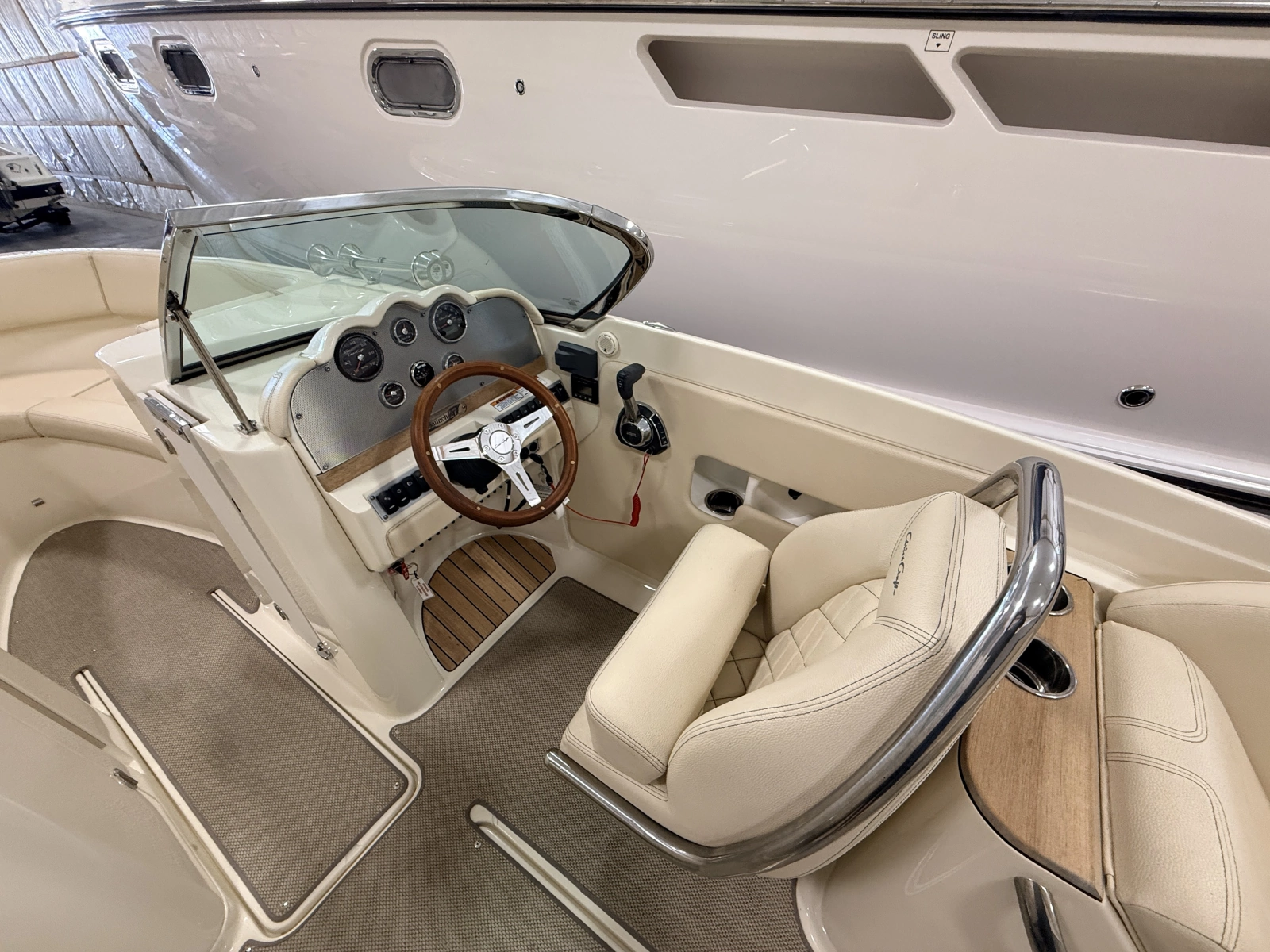 27ft Chris Craft Yacht For Sale