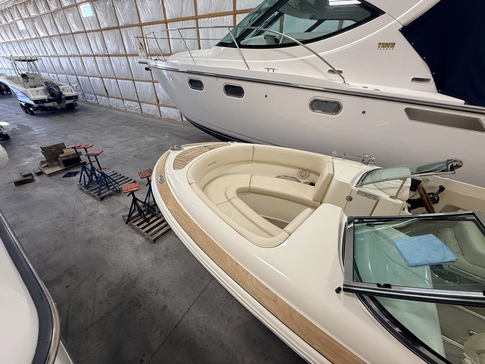 27ft Chris Craft Yacht For Sale