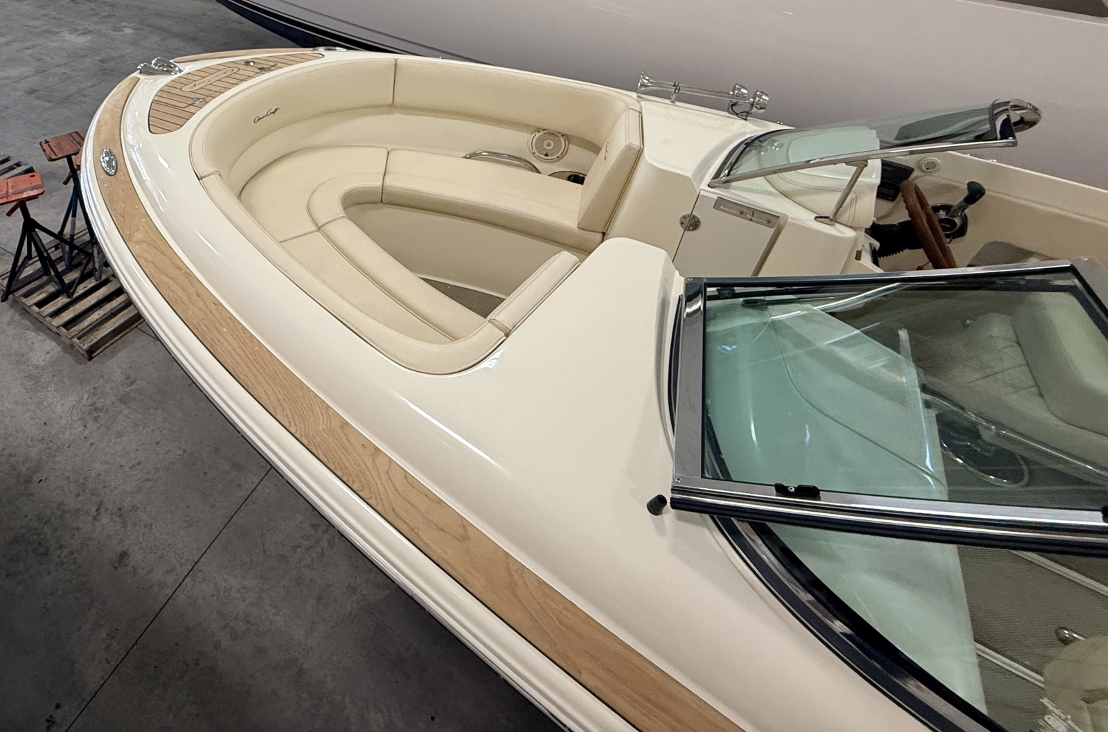27ft Chris Craft Yacht For Sale