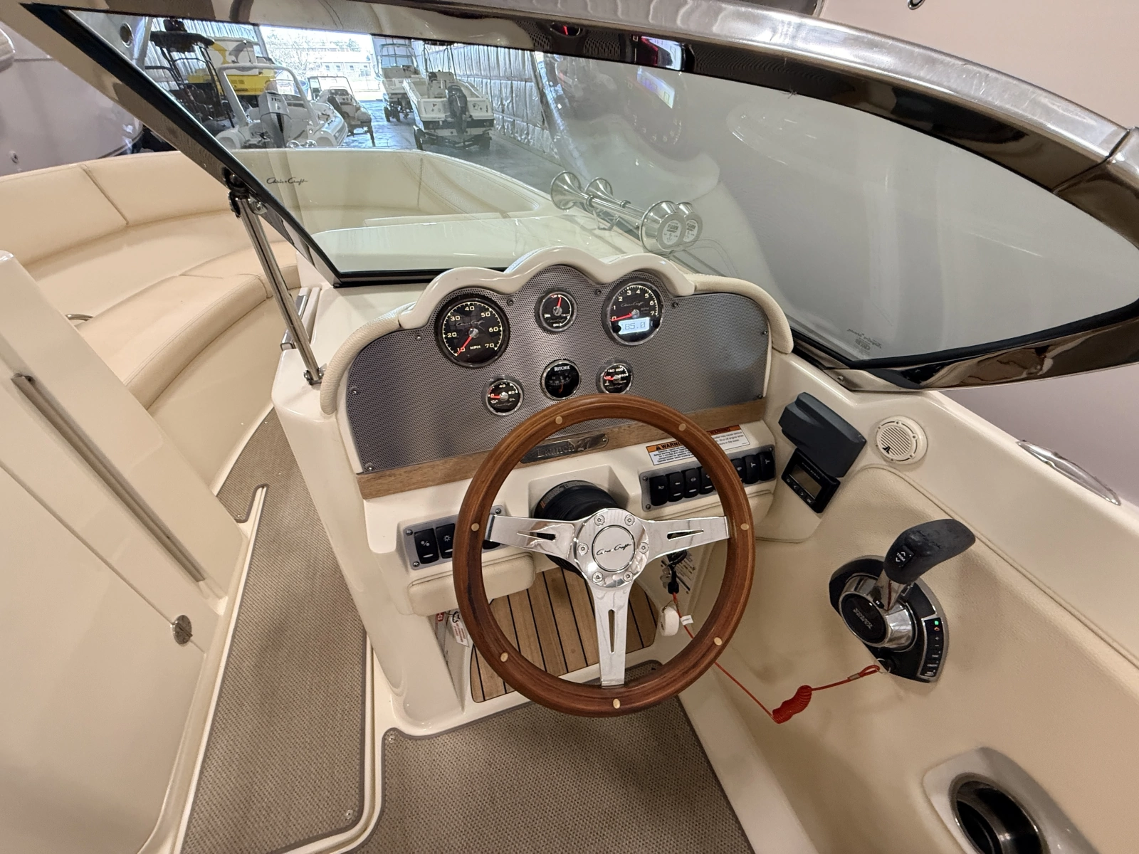 27ft Chris Craft Yacht For Sale