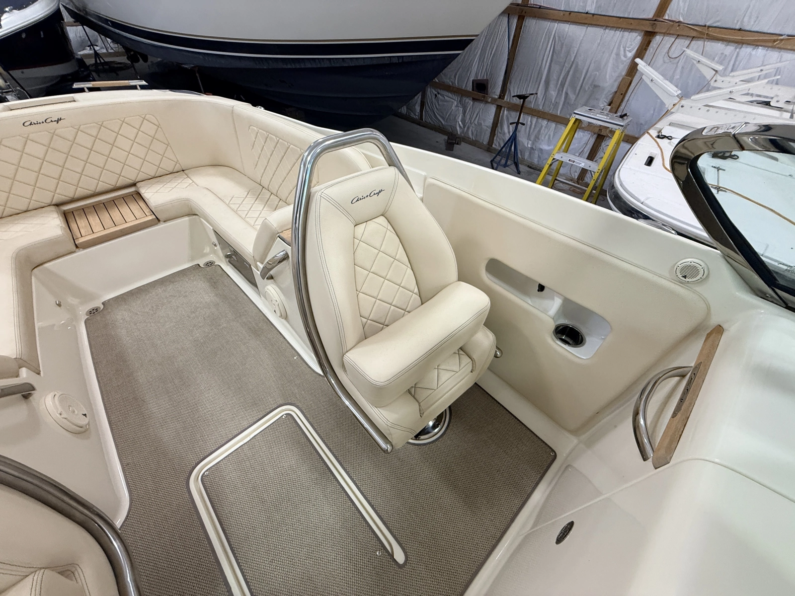 27ft Chris Craft Yacht For Sale