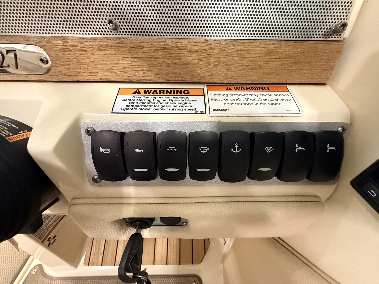 27ft Chris Craft Yacht For Sale