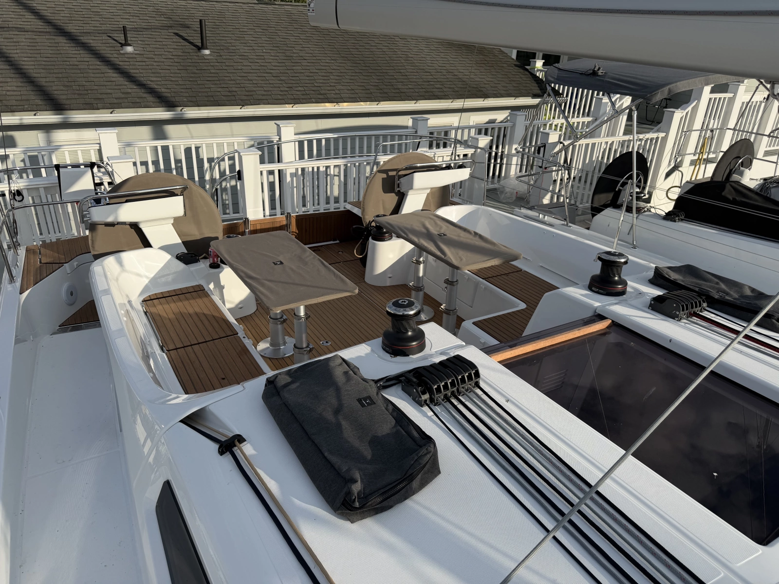 HULL 28  45ft Jeanneau Yacht For Sale