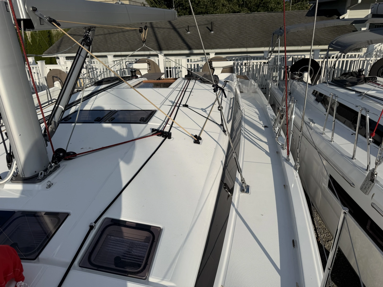 HULL 28  45ft Jeanneau Yacht For Sale