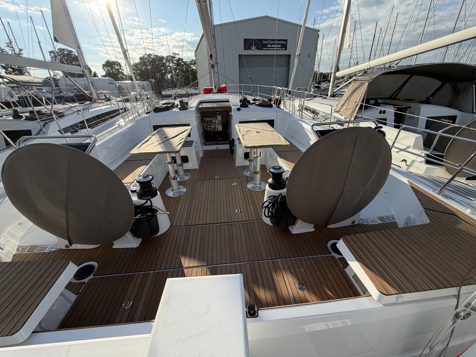 HULL 28  45ft Jeanneau Yacht For Sale