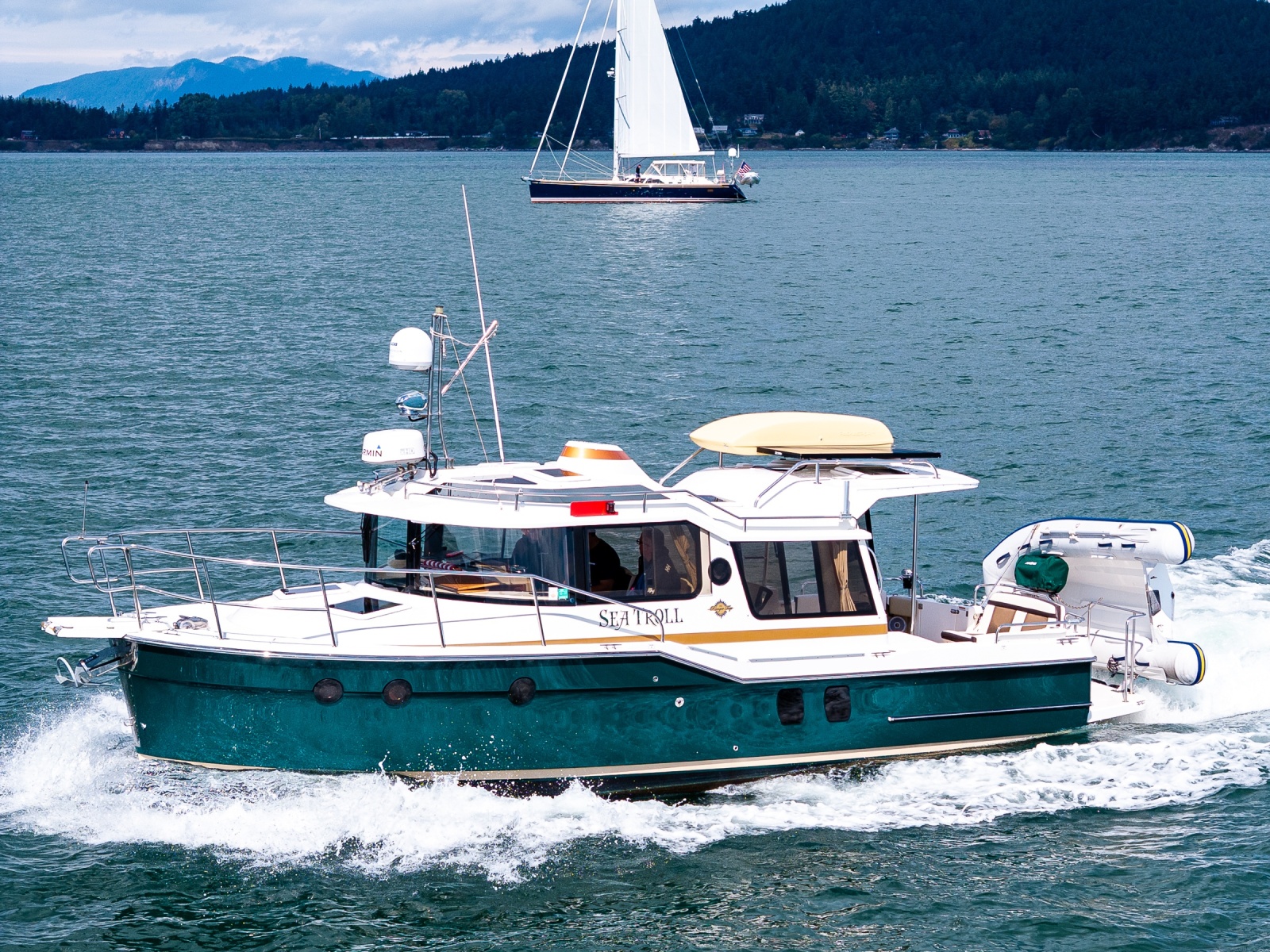2016 Ranger Tugs R-29 S