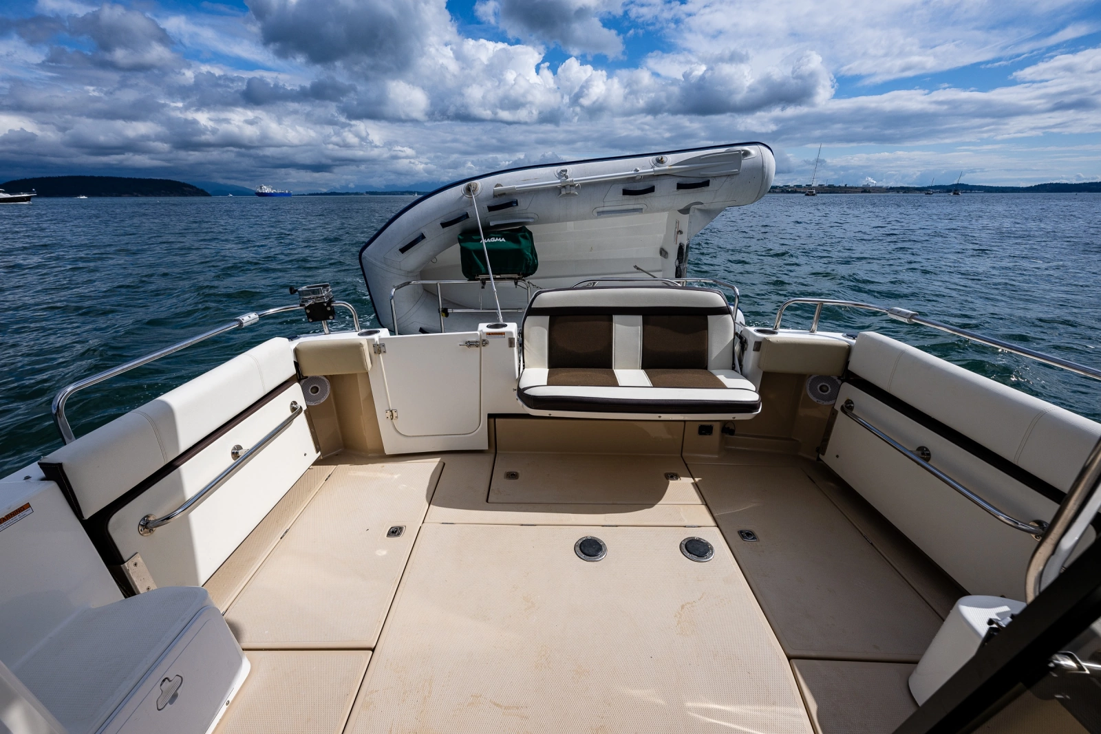 2016 Ranger Tugs R-29 S