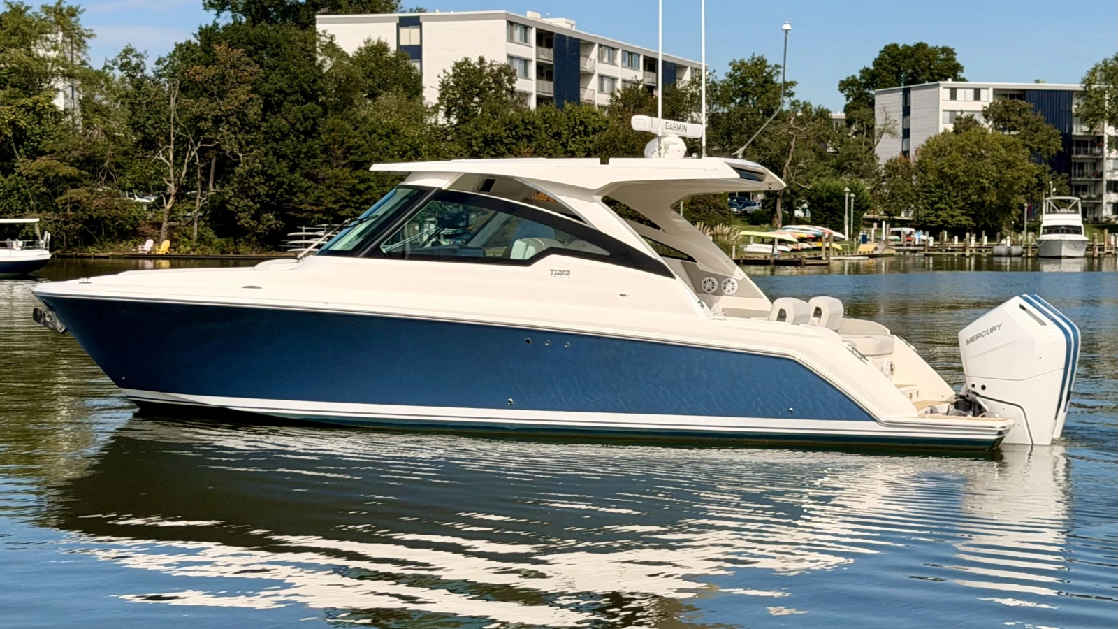 2026 Tiara Yachts 34 LX